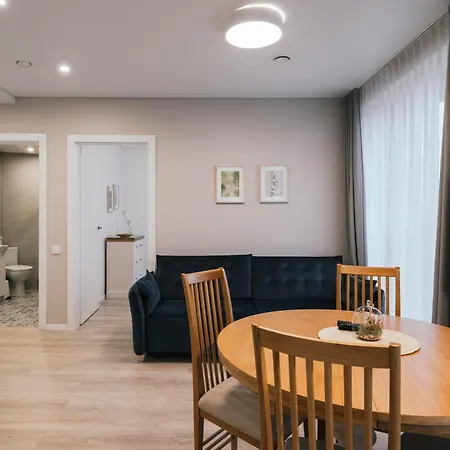 Aparthotel J14a I & Automated Self Check-in 3*