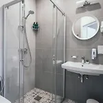 J14a I & Automated Self Check-in Hotel apartamentowy 3*
