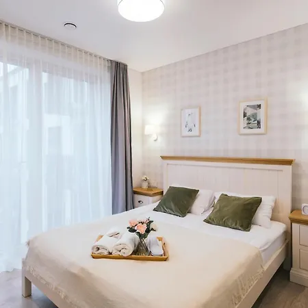J14a I & Automated Self Check-in Apartahotel