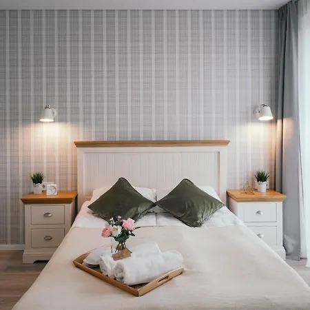 J14a I & Automated Self Check-in 3* Vilna