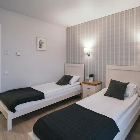 J14a I & Automated Self Check-in Apartahotel