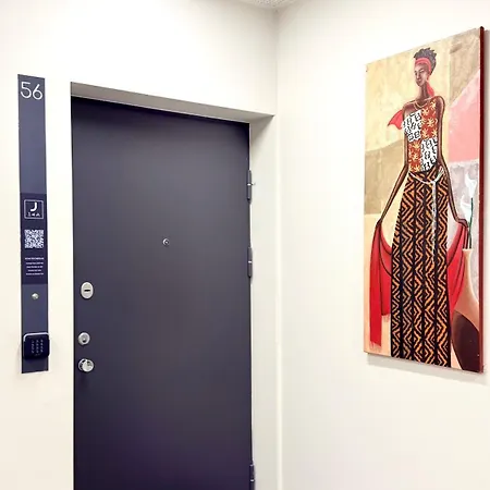 J14a I & Automated Self Check-in Aparthotel 3*